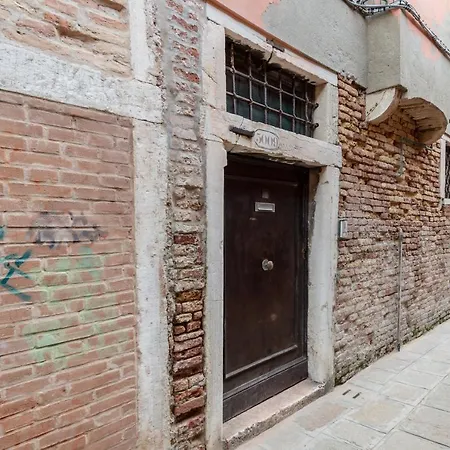 Apartment Lovely & Roomy Venetian X5! Venice