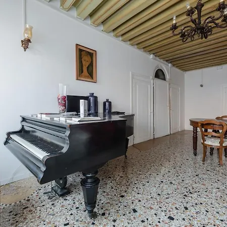 Apartmán Lovely & Roomy Venetian X5!